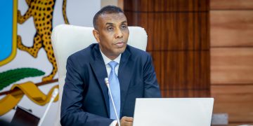 Ra’iisul Wasaare Xamsa oo Magacaabay Maareeyaha guud ee Airport-ka iyo agaasime ku xigeenka Tubsan