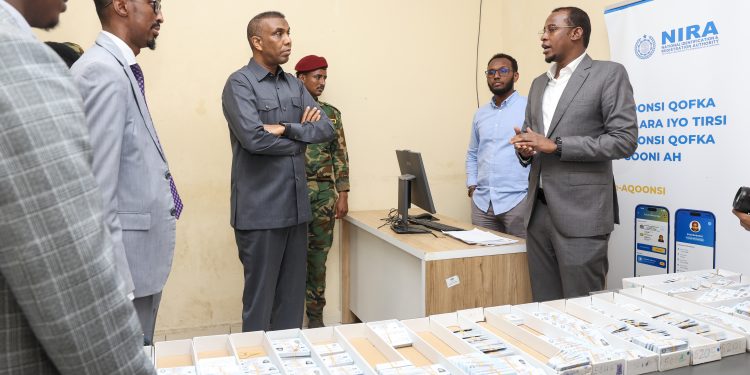 Ra’iisul Wasaare Xamsa oo Kormeer degdeg ah ku tagay xarunta Hay’adda NIRA