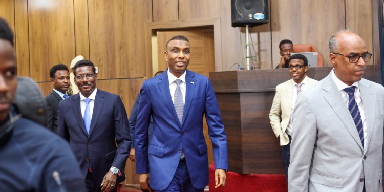 Ra’iisul Wasaare Xamsa oo soo xiray shirka Mac-hadka Heritage ee ka socday magaalada Dhuusamareeb.