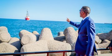 Madaxweyne Xasan Sheekh iyo Ra’iisul Wasaare Xamsa oo Ka Qayb Galay Soo Dhaweynta Markabka Shidaalka Çağrı Bey, Kuna Adkeeyay Maalgashiga iyo Maareynta Hufan ee Khayraadka Dalka